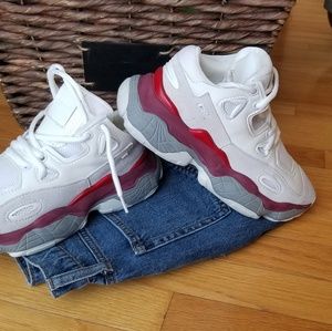 EUC chunky ugly sneakers